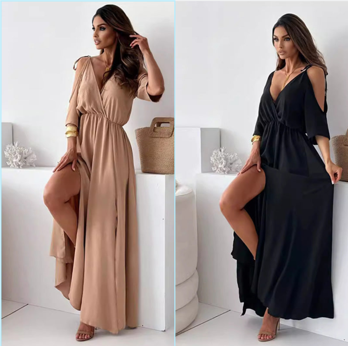 Aurora | Kjole med V-hals og sidesliss