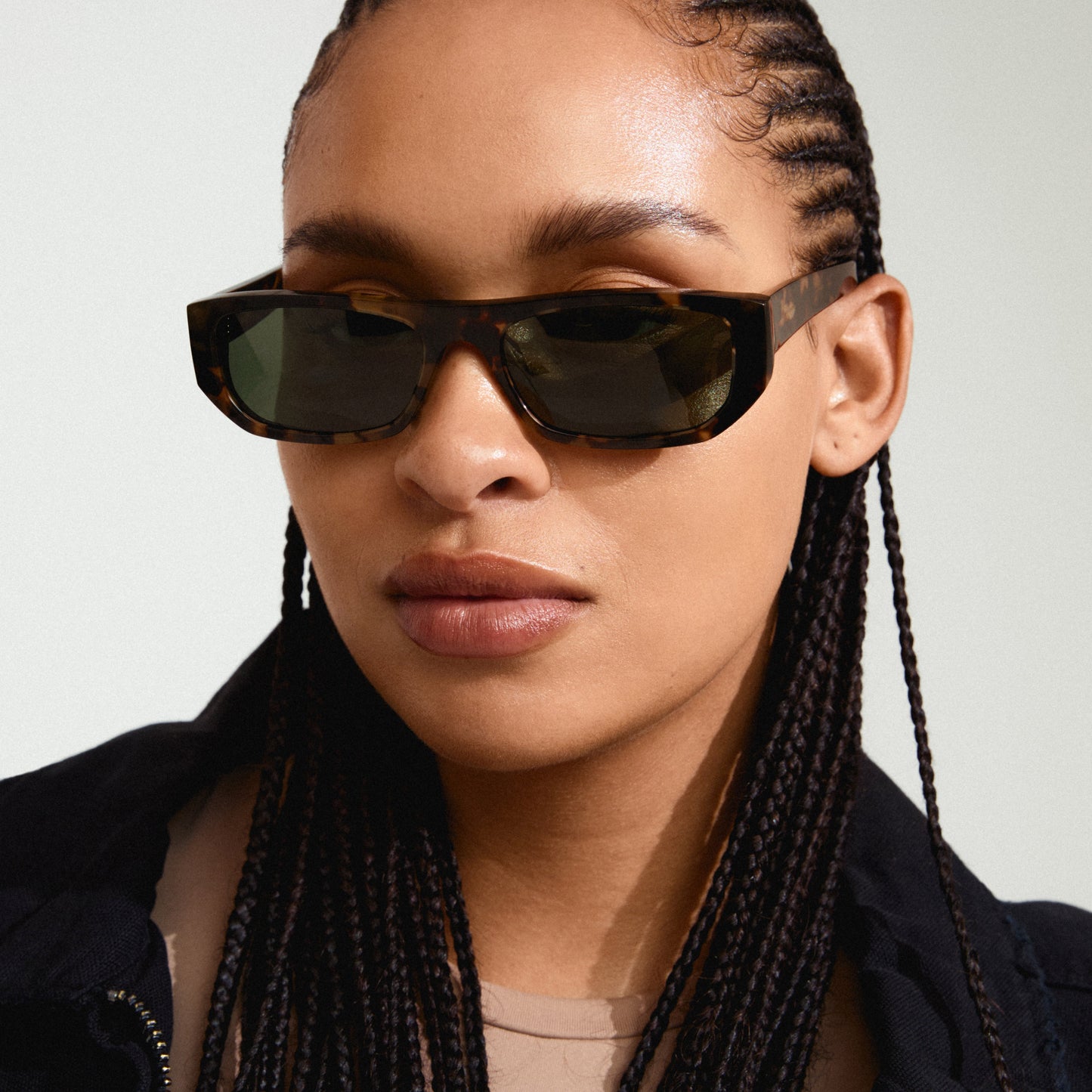 AINSLEY solbriller tortoise-brun