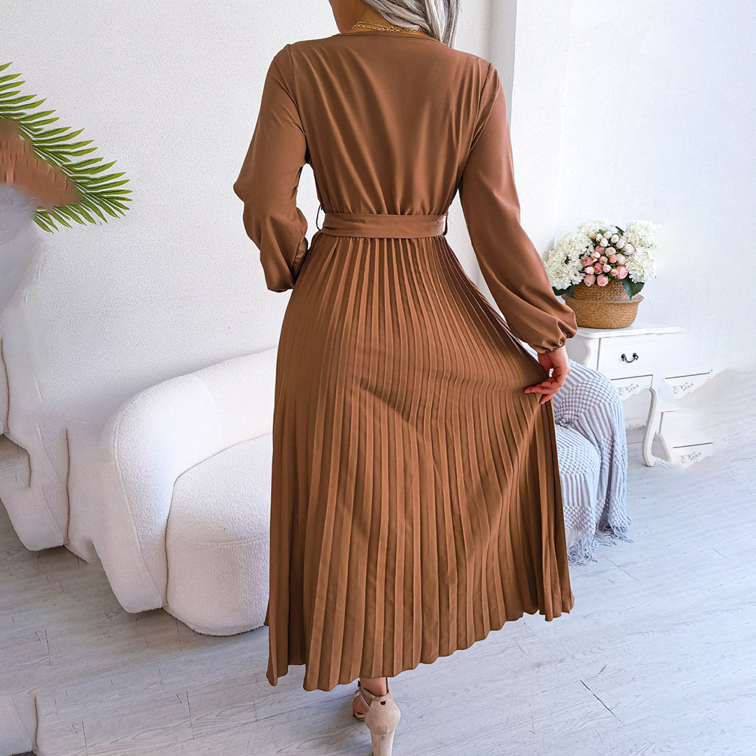 MONIQUE - Elegant plissert kjole