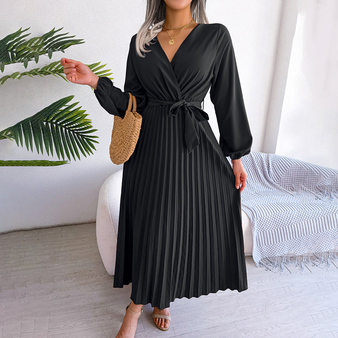 MONIQUE - Elegant plissert kjole