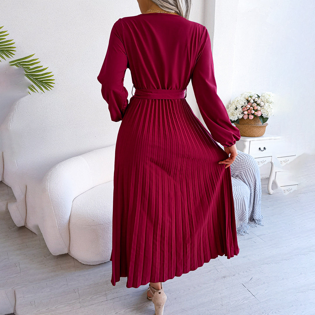 MONIQUE - Elegant plissert kjole