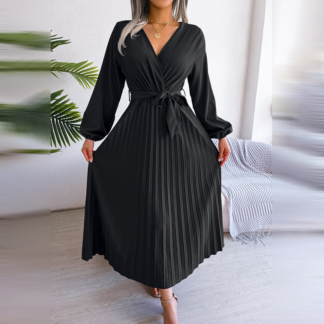 MONIQUE - Elegant plissert kjole