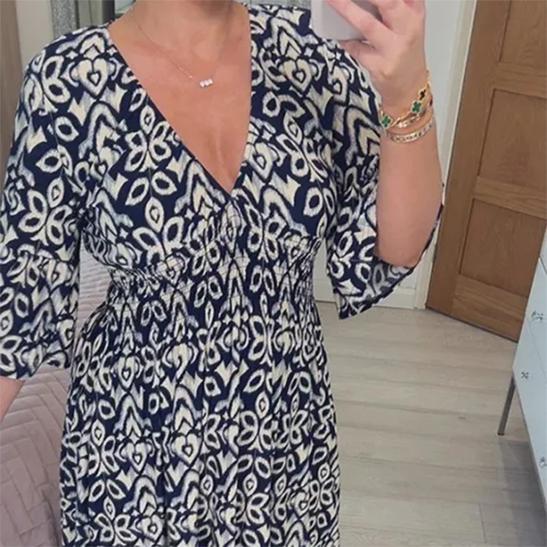 JOLINE - Lang, uformell sommerkjole med V-hals