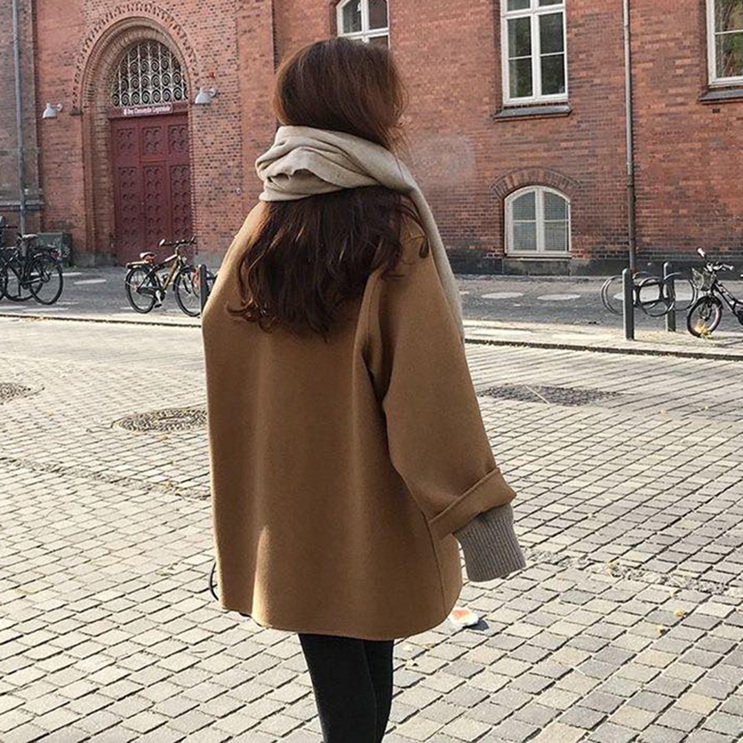 YESENIA - Elegant frakk til kvinner