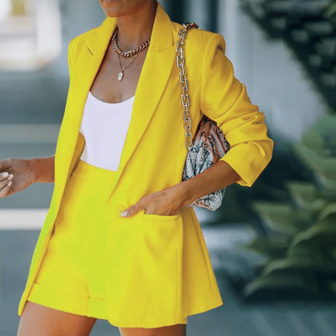 KATRIN - Blazer og shorts-sett