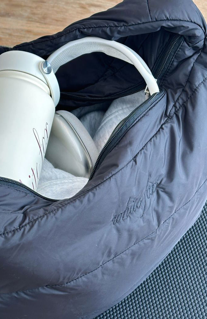 MACIE – Polstret skulderveske med glidelås