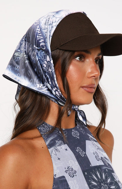 SIV – Skjerf i Thirteenth Dimension-print