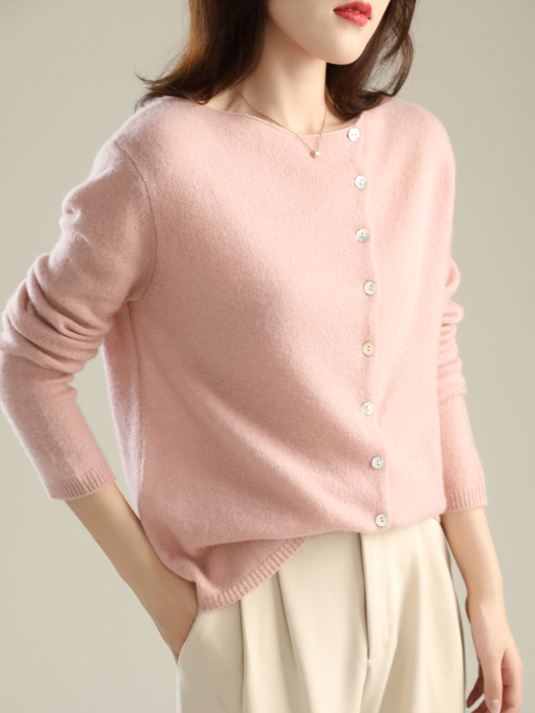 Ynessa | Chic og komfortabel knappet cardigan