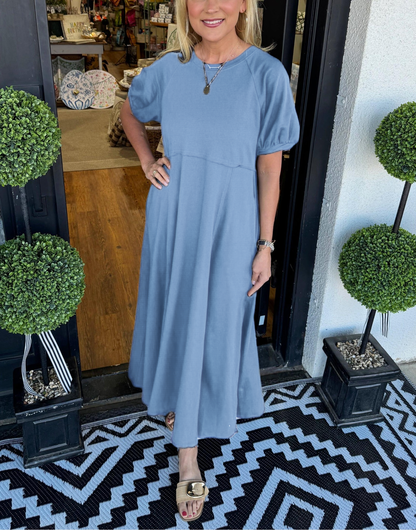 Wynetta | Klassisk kjole med pufferm