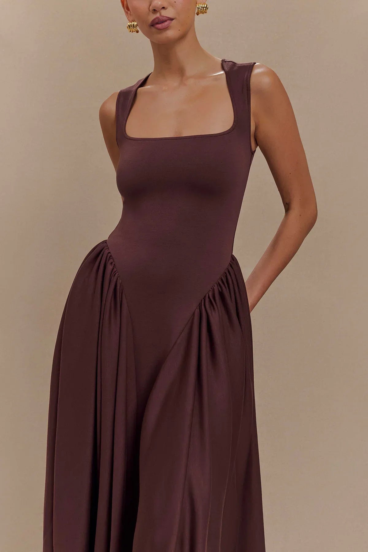 Vestido Midi Línea Serena - Marrón Cacao