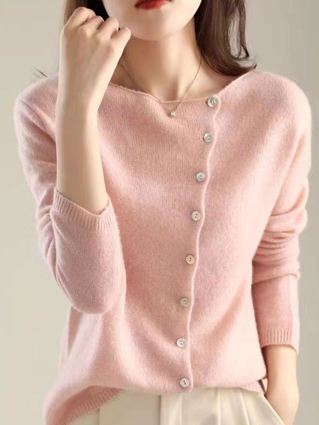 Ynessa | Chic og komfortabel knappet cardigan
