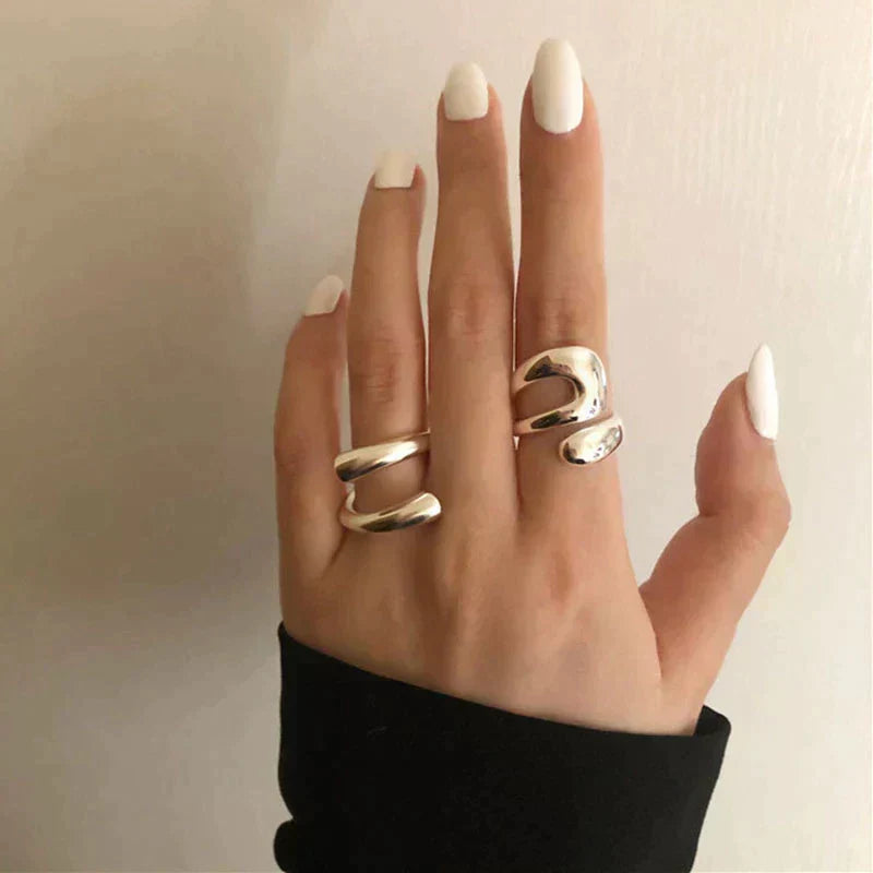 Elegant justerbar ring
