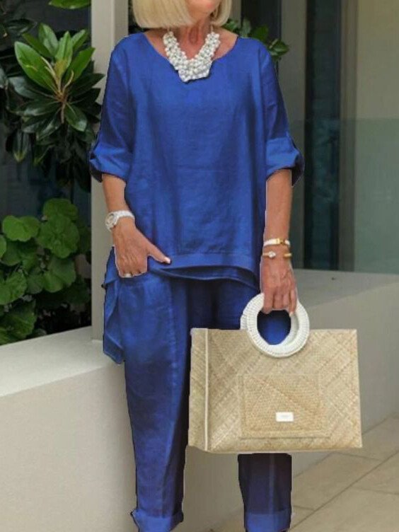 Danni - Avslappet 2-delt kostyme med rund hals