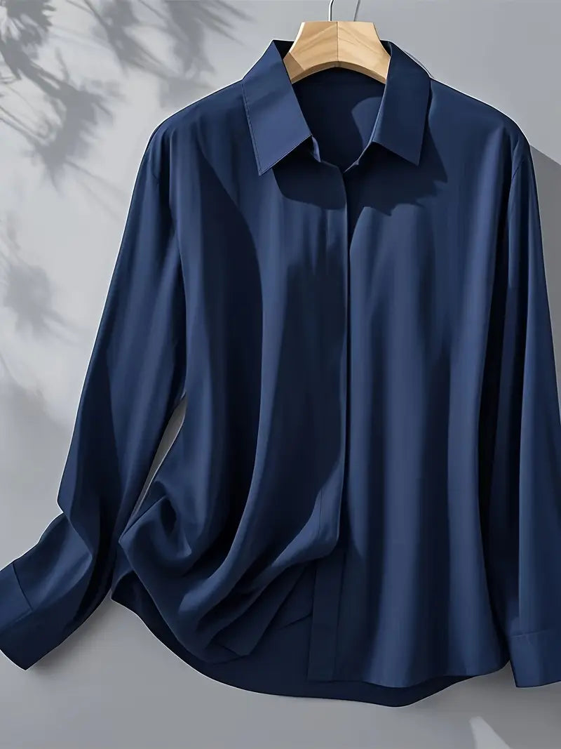 Amiliana - Elegant skjorte med lange ermer og knapper