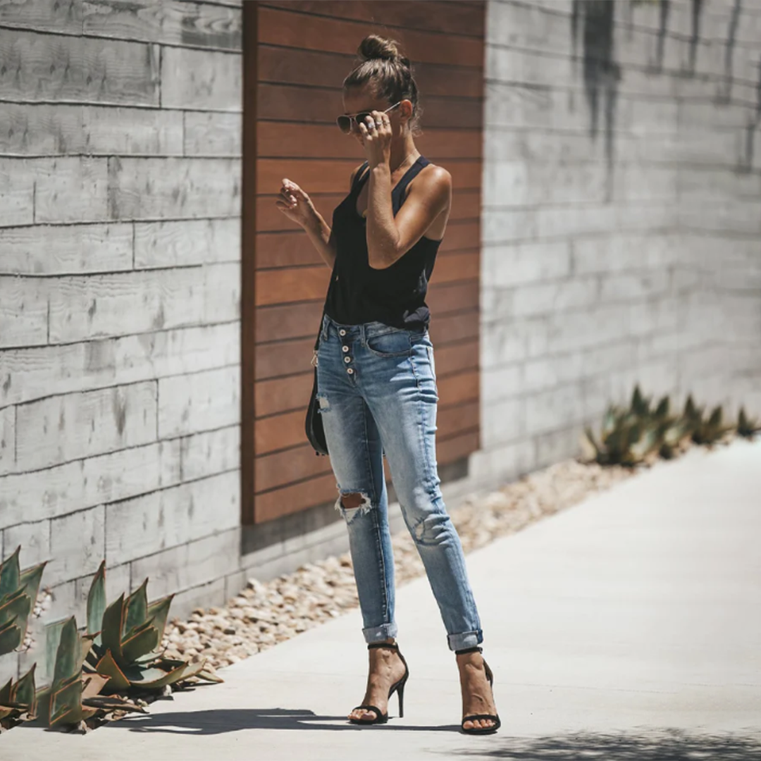 LISELOTTE - Kvinner rippede jeans