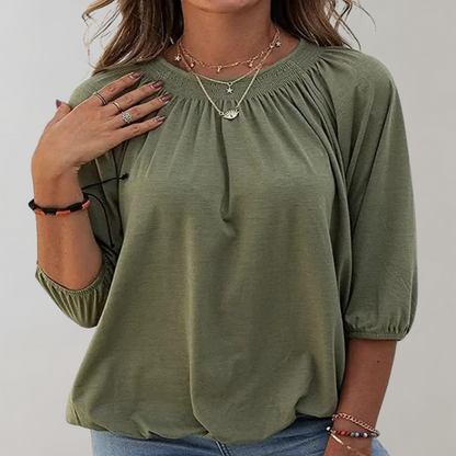 Cornelia - Elegant T-skjorte for kvinner