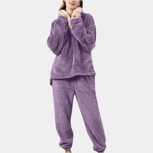 Komfortabelt og luftig pyjamassett for kvinner