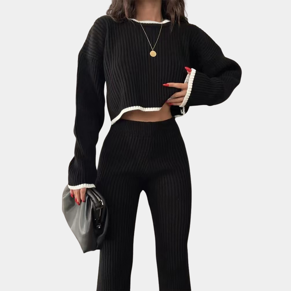 Elegant og komfortabelt to-delt strikkeantrekk for kvinner