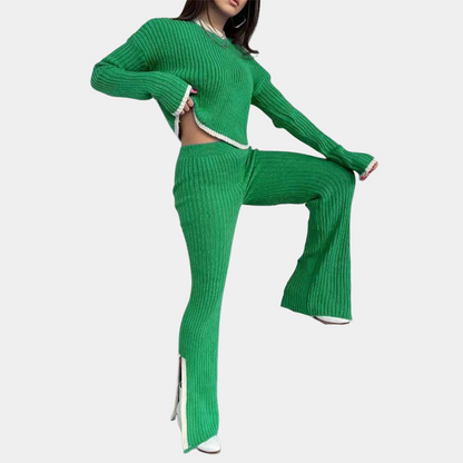 Elegant og komfortabelt to-delt strikkeantrekk for kvinner