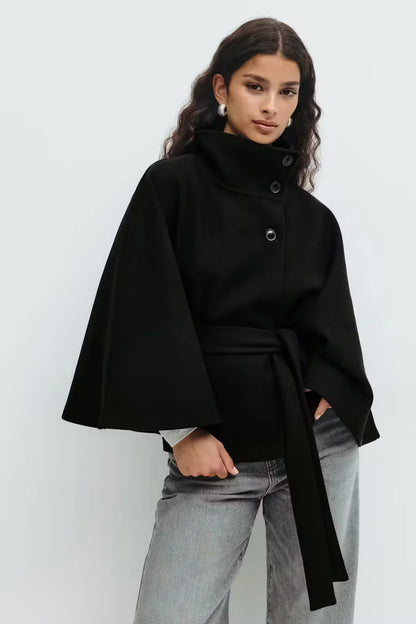 Elegant og Minimalistisk Kåpe-Cape