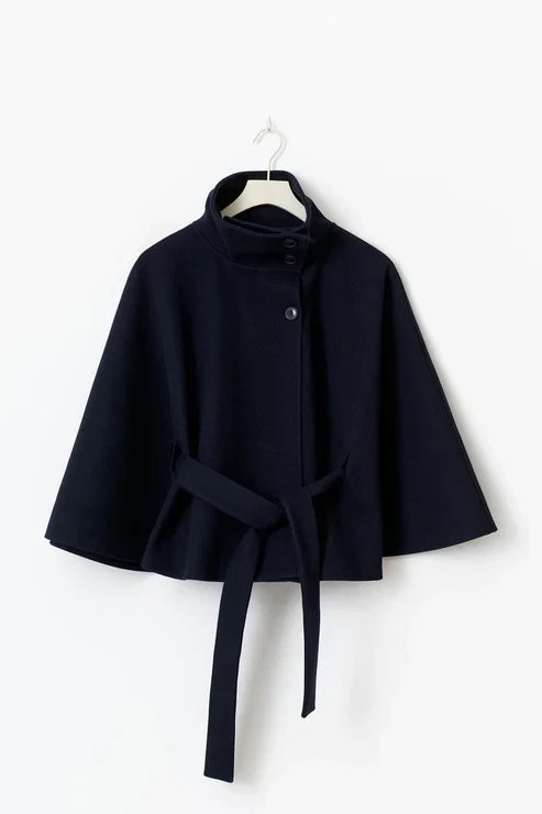 Elegant og Minimalistisk Kåpe-Cape