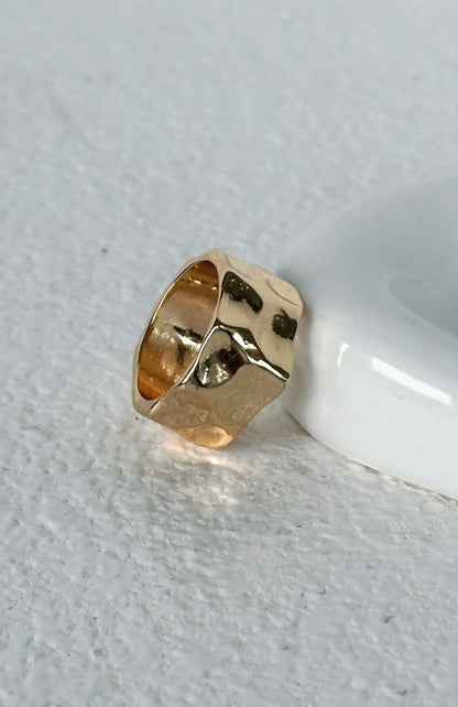 ORLA – Statement ring i gull