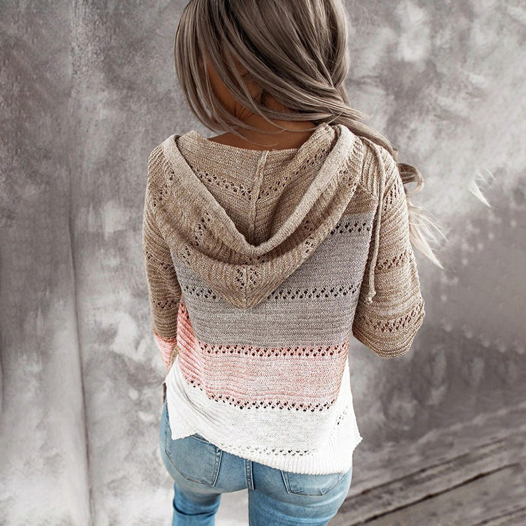 AVALYNN - Elegant genser med V-hals