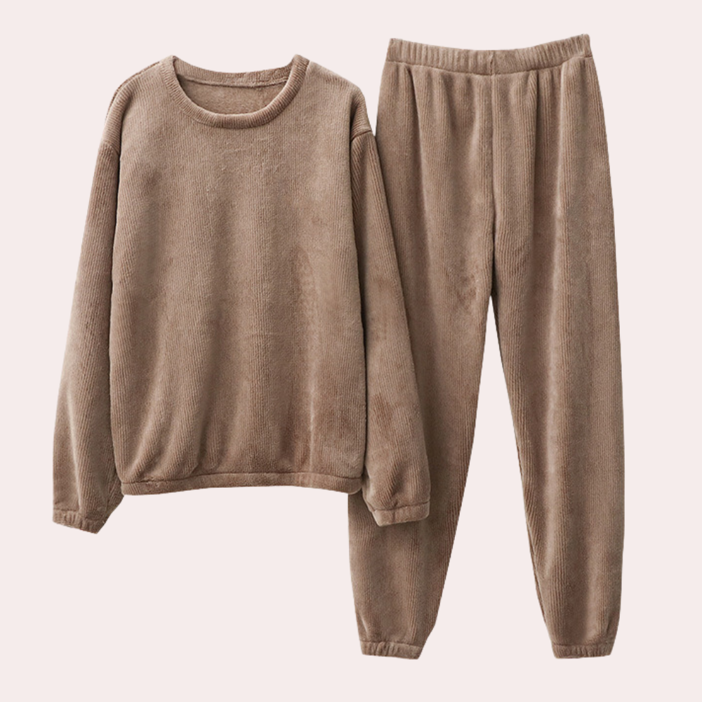 Mykt og varmt pyjamassett for kvinner