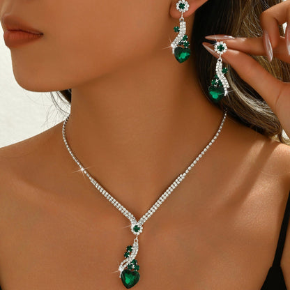 Lelia - Smykke- og øredobbesett med rhinestones