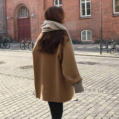 YESENIA - Elegant frakk til kvinner