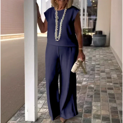 Halsey | To-delt antrekk i enkel stil