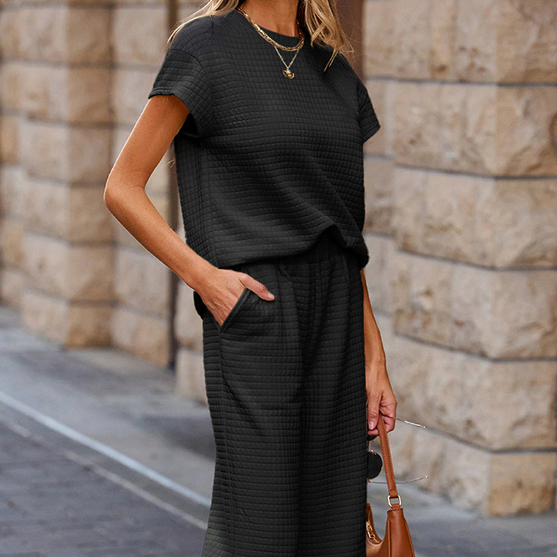 Corinne | Sett med myk genser og avslappede bukser